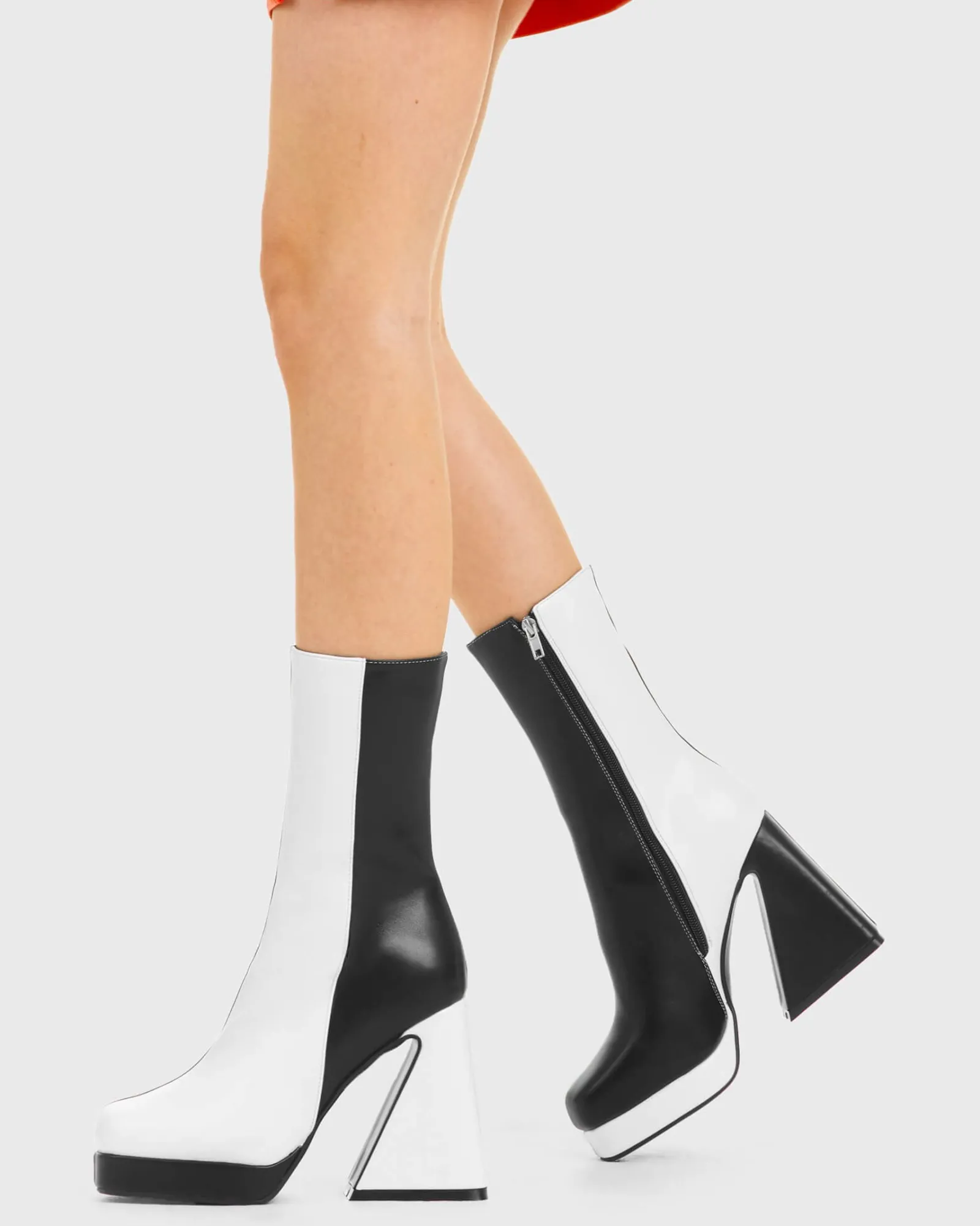 LAMODA Headturner Platform Calf Boots< Knochel