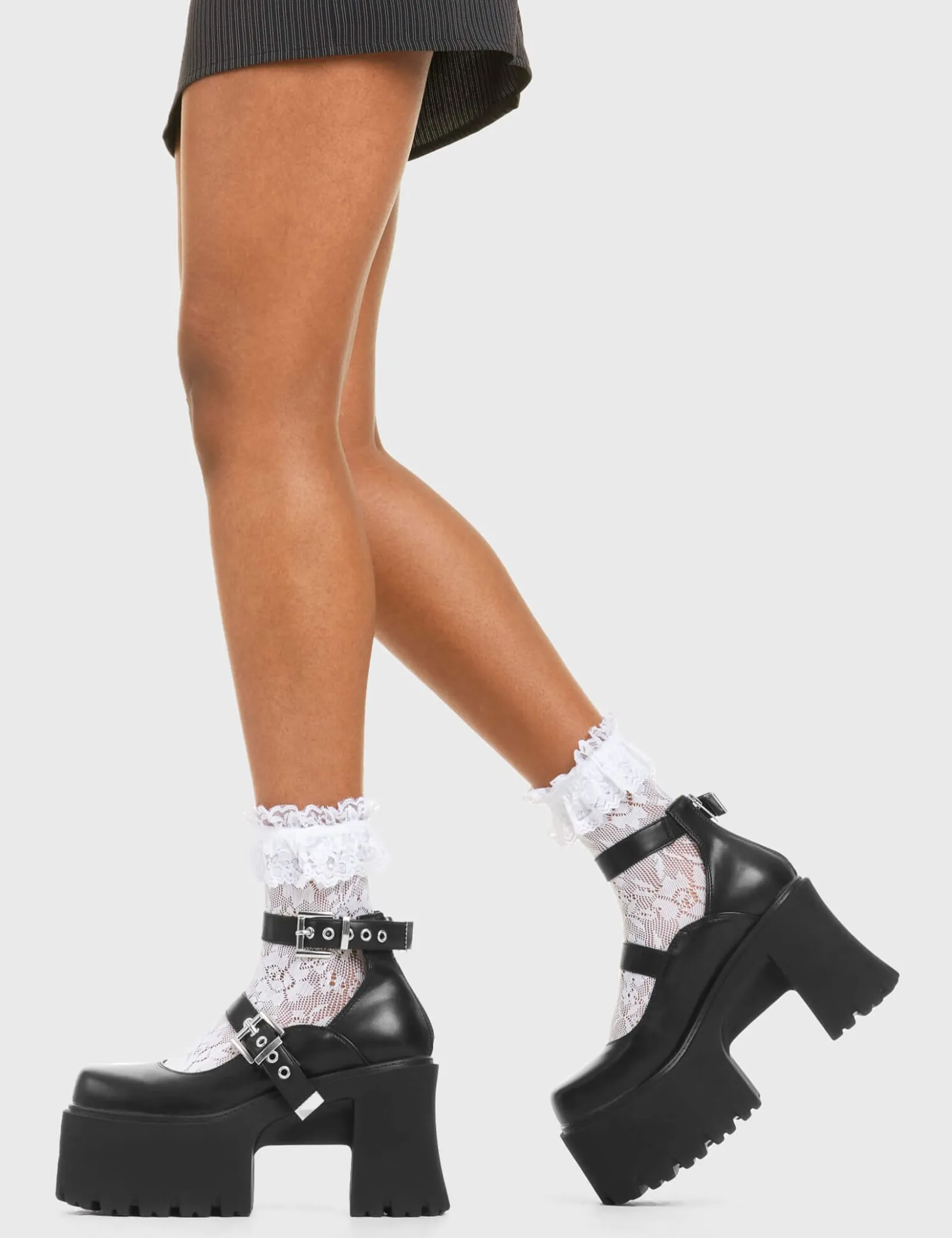 lamodawebsite Look Away Chunky Platform Shoes< Chunky