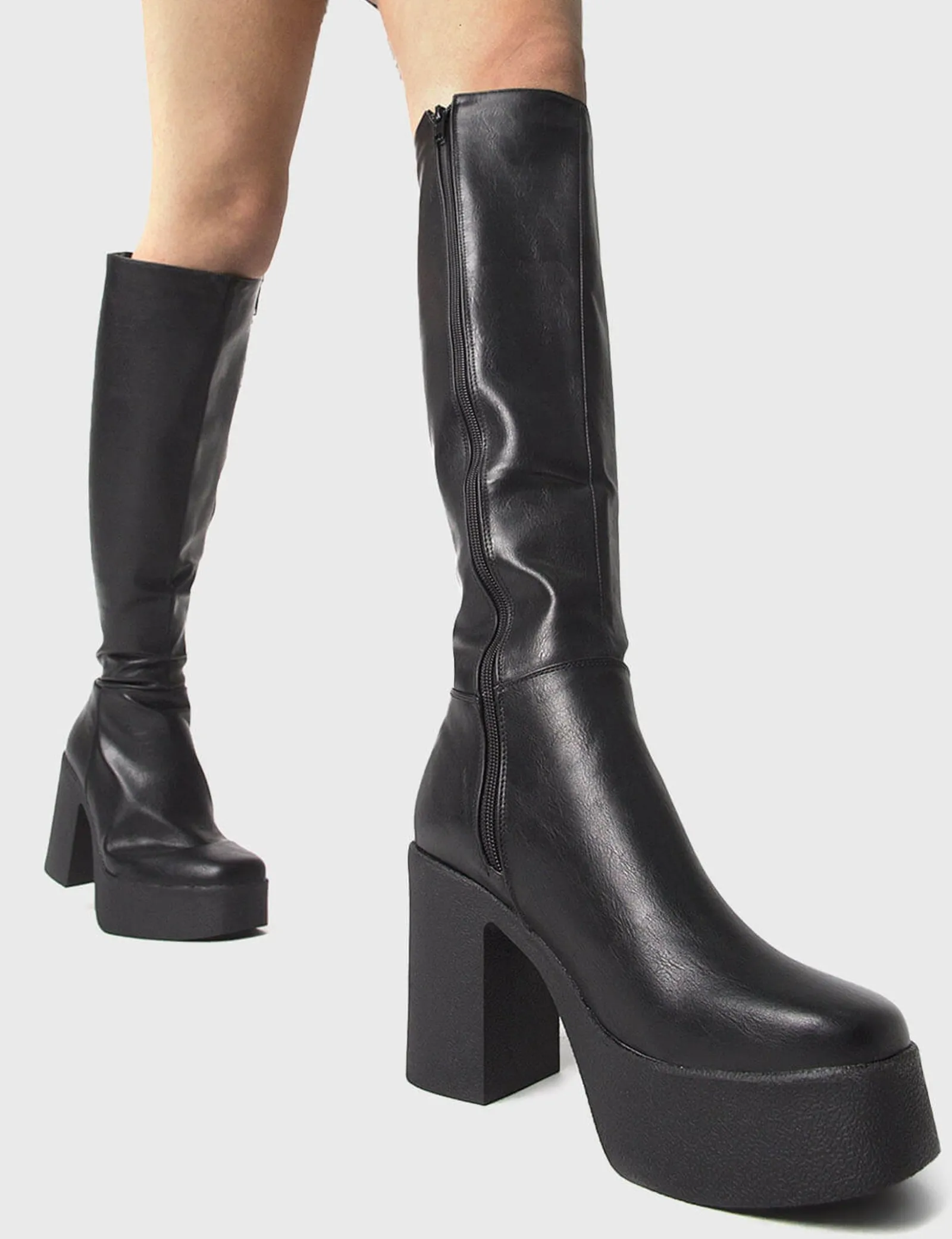 lamodawebsite Slick Nicks Wide Calf Platform Knee High Boots< Kniehoch