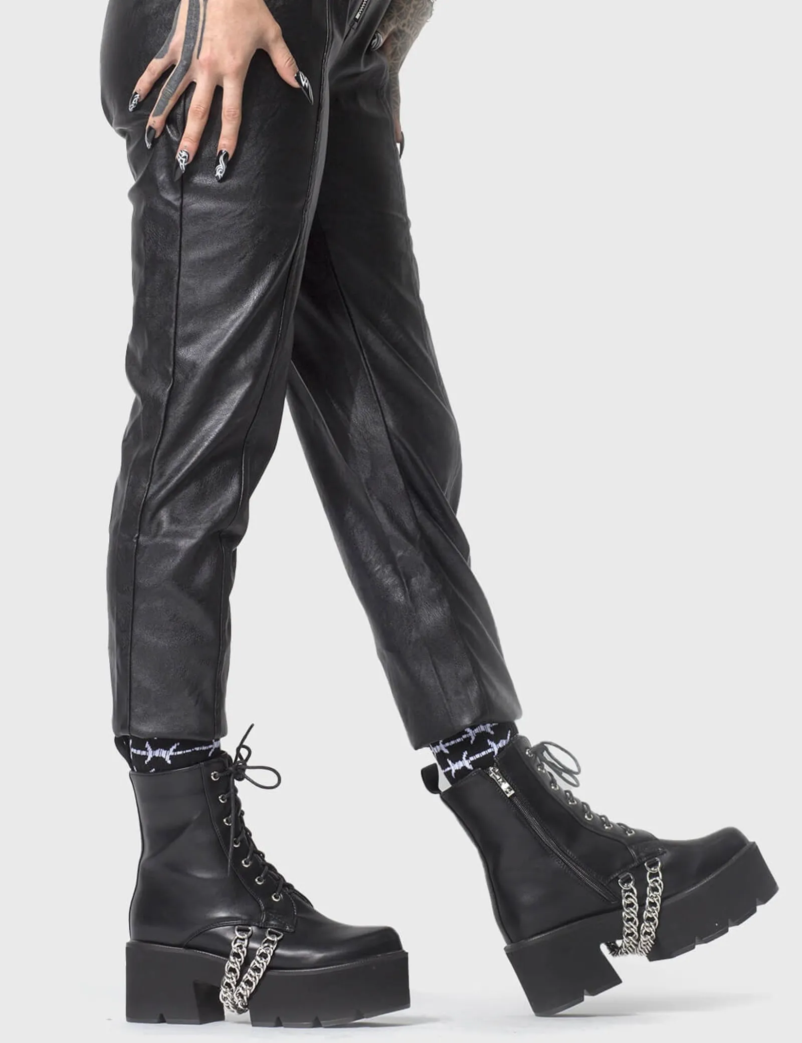 lamodawebsite Trapped Chunky Platform Ankle Boots< Knochel